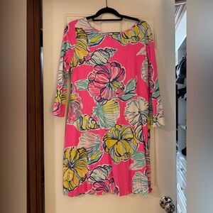 Lilly Pulitzer Floral Pink tshirt dress Dress size L EUC
